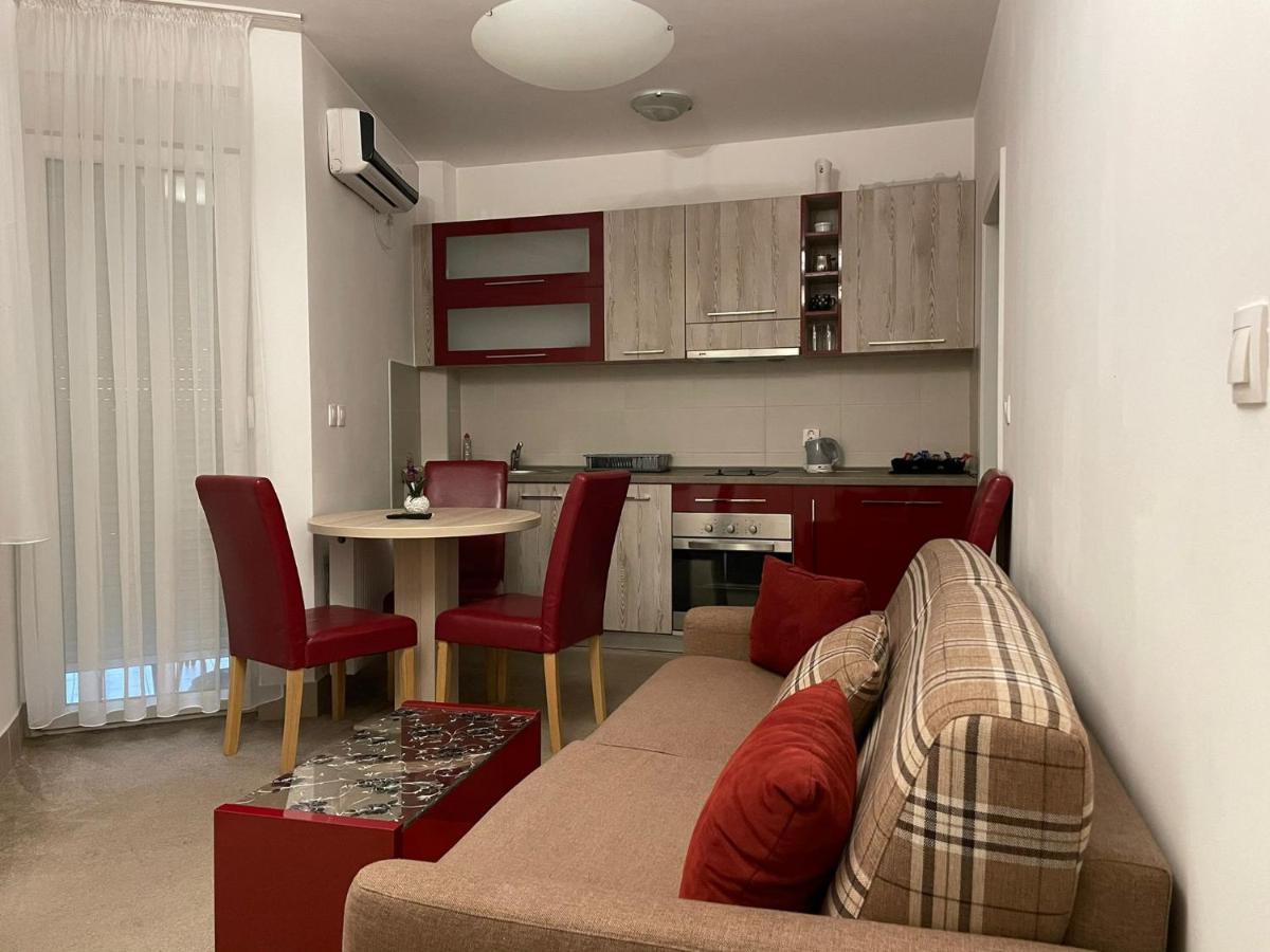 Holiday Wing Apartment 2 Jagodina Εξωτερικό φωτογραφία